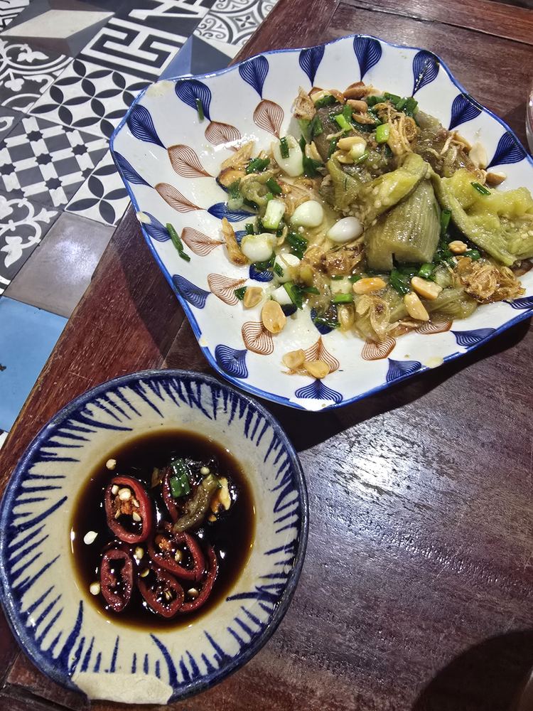 껌머우 (배급시대 가정식당)