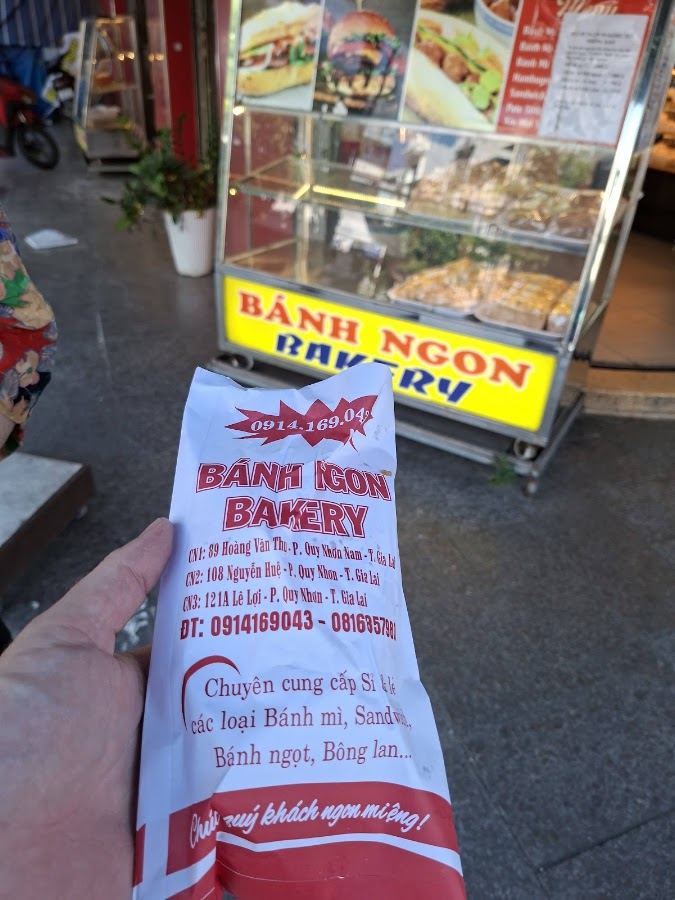 Bánh Ngon bakery Nguyễn Huệ