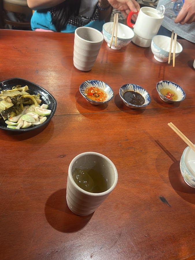 껌냐꾸어매 (가정식 식당)