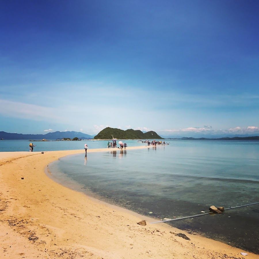 Điệp Sơn Island