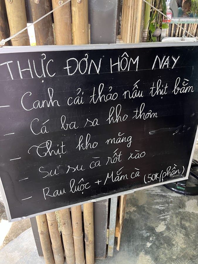 Tiệm Cơm Lúa