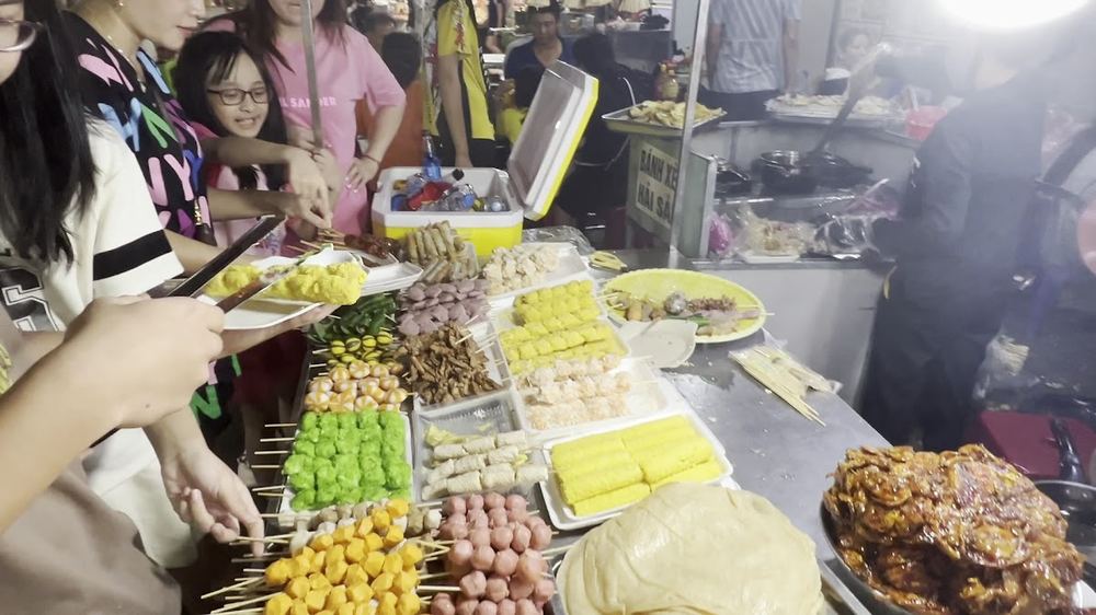 Quy Nhon Food Street