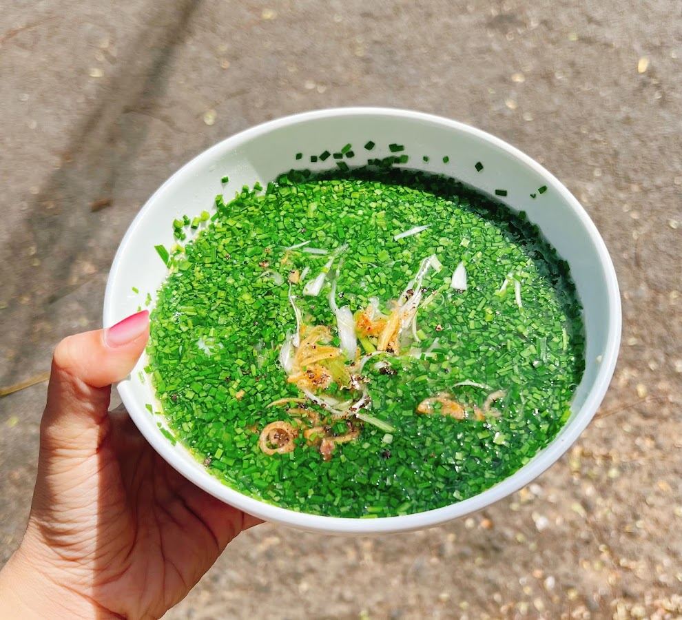 Bánh canh hẹ Bé Hai