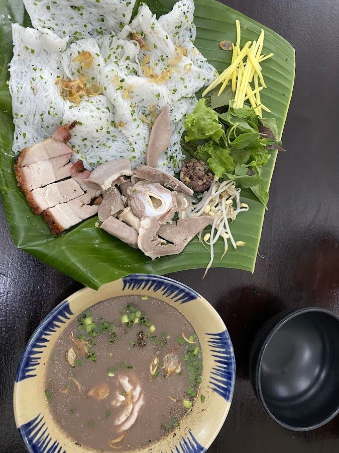 Cháo lòng bánh hỏi Quy Nhơn