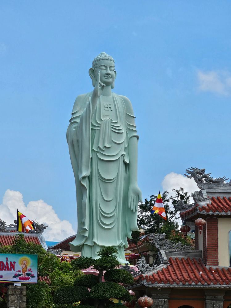 광중 황제 동상