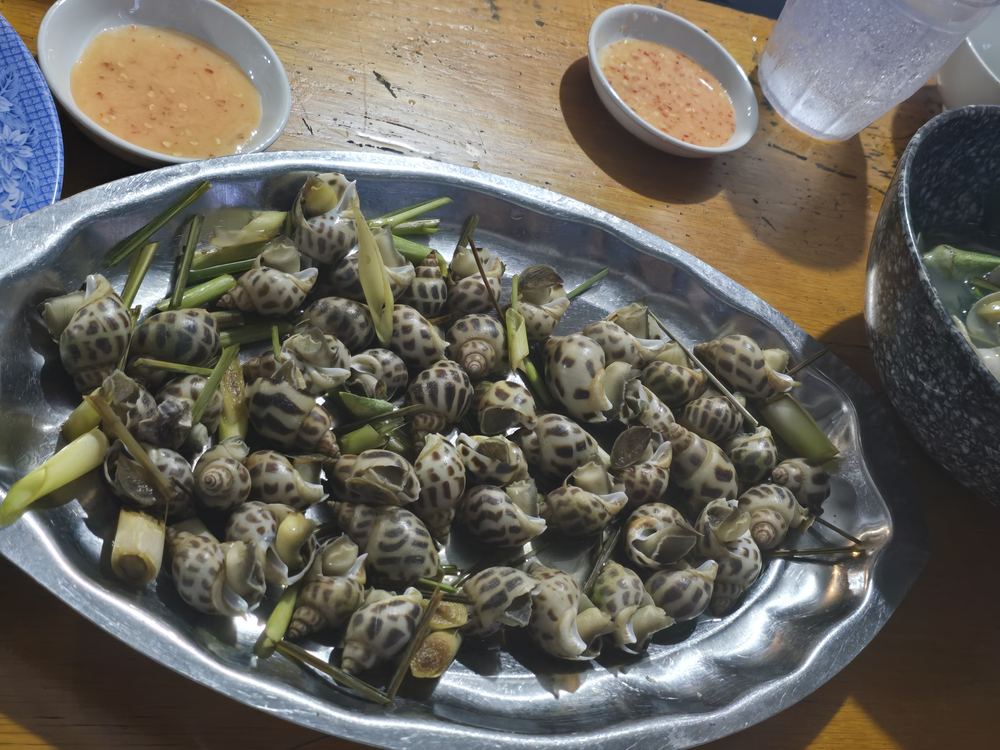 쏭까우 해산물(로컬 수상식당)