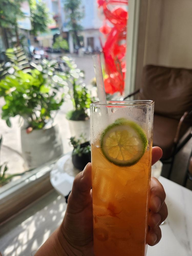 꾸이년 해변 아침 운동