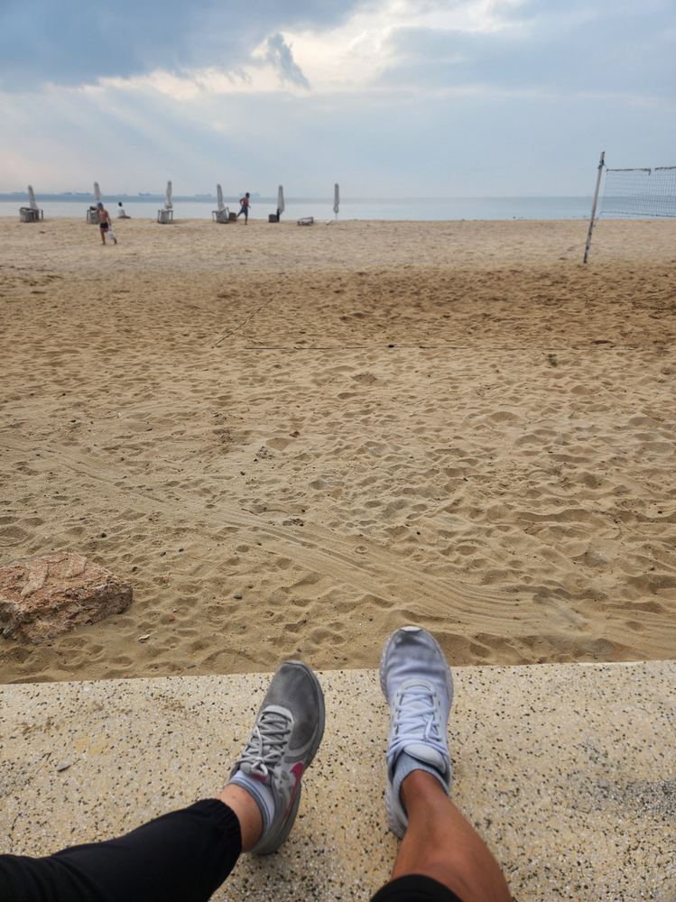 꾸이년 해변 배구