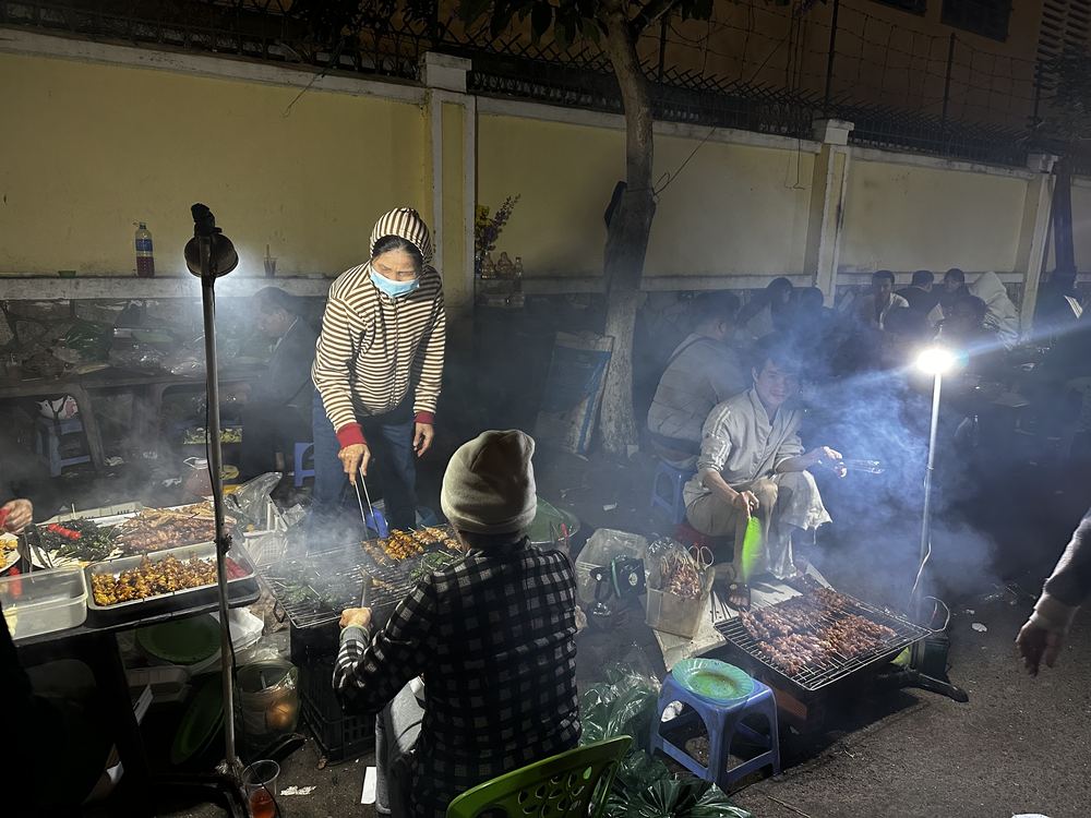 TMS 골목 숯불 꼬치 노점