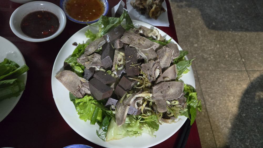 암뽕볶음 로컬 포장마차