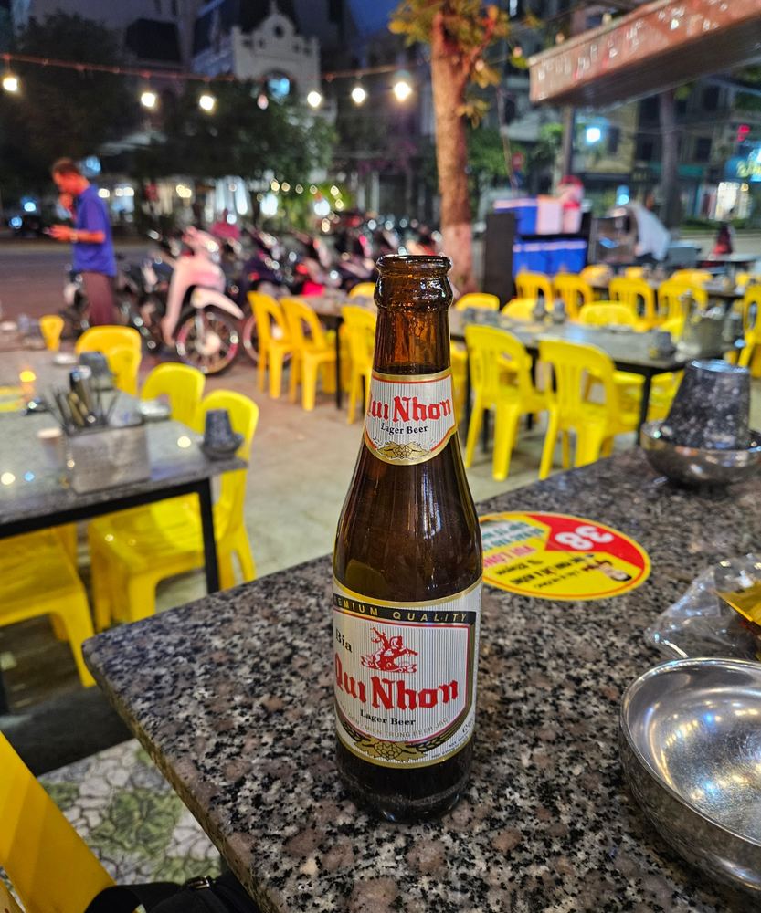 꾸이년 현지 맥주 물가