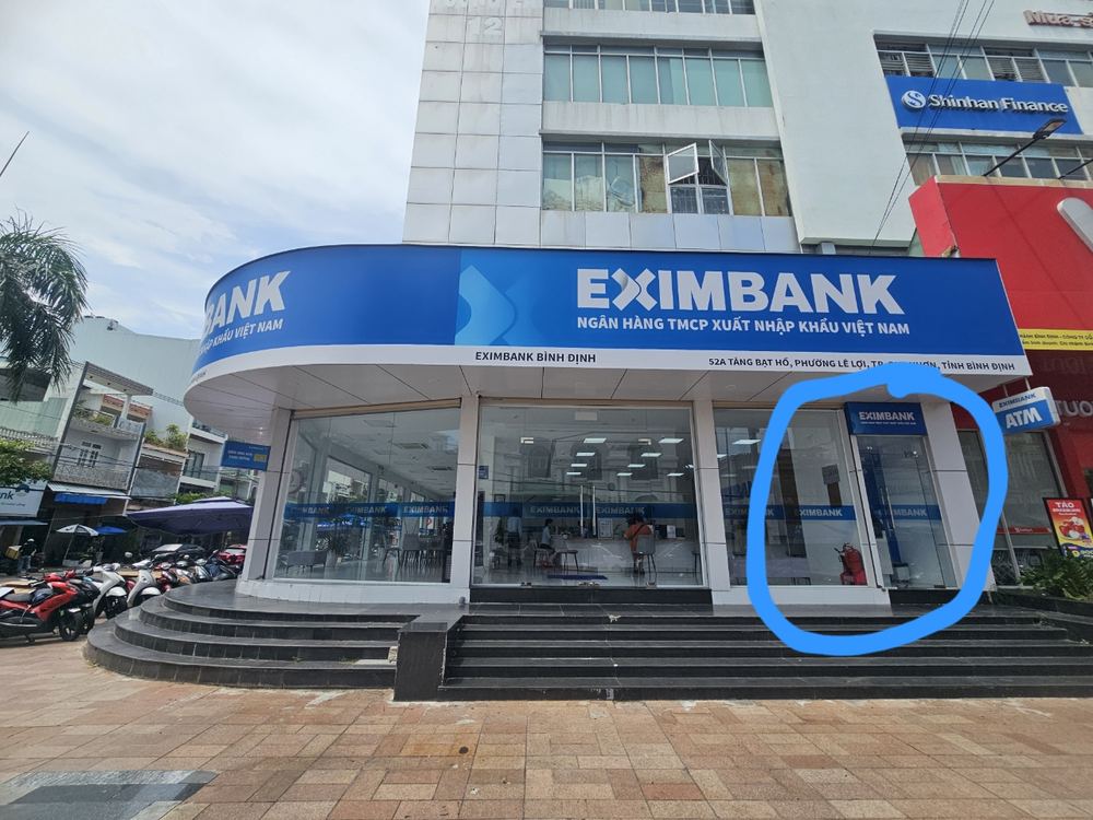 윈마트 앞 은행 ATM (수수료 무료 인출)